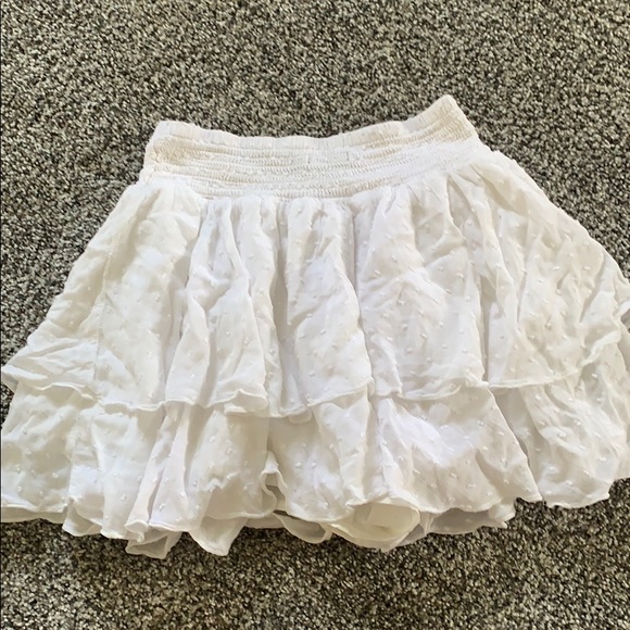 white skort - Picture 2 of 4